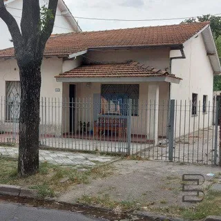 Casa en  venta en Monte Grande - 4 ambientes con patio y cochera 