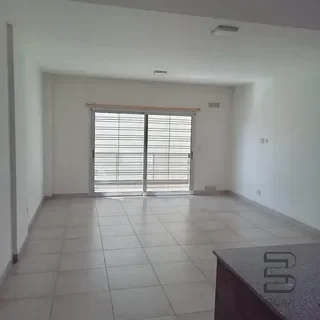 Departamento en ALQUILER en Monte Grande - 2 ambientes con cochera