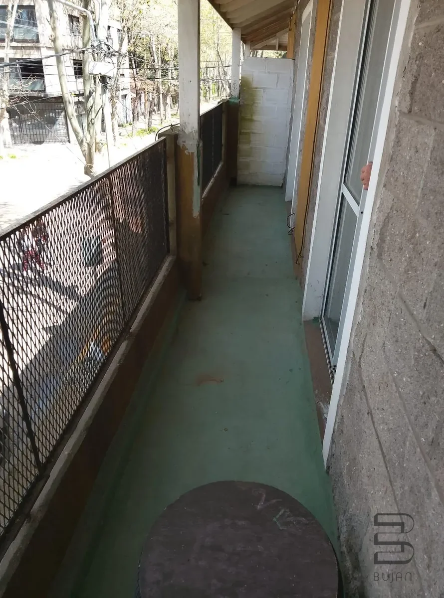 BAP7903894-2.webp