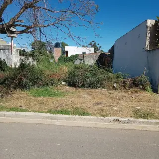 VENDO TERRENO UBICADO A 2 CUADRAS DE AV. LIBERTAD
