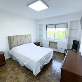 DEPTO 1 DORM AMOBLADO AV PUJOL 2011