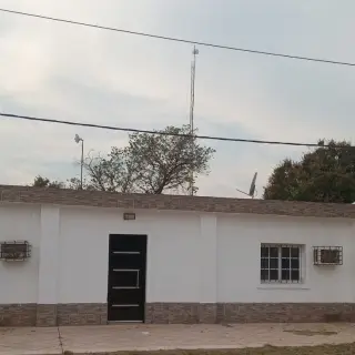 VENDO CASA 4 DORM. SOBRE SANTA CRUZ 2101